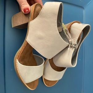 Toms Majorca Cutout Sandals